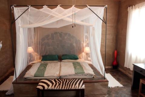 Fort Sesfontein Lodge&Safaris Exterior foto